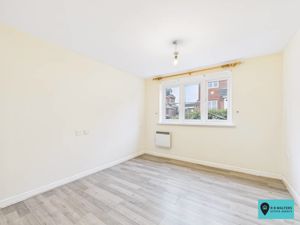 Bedroom- click for photo gallery